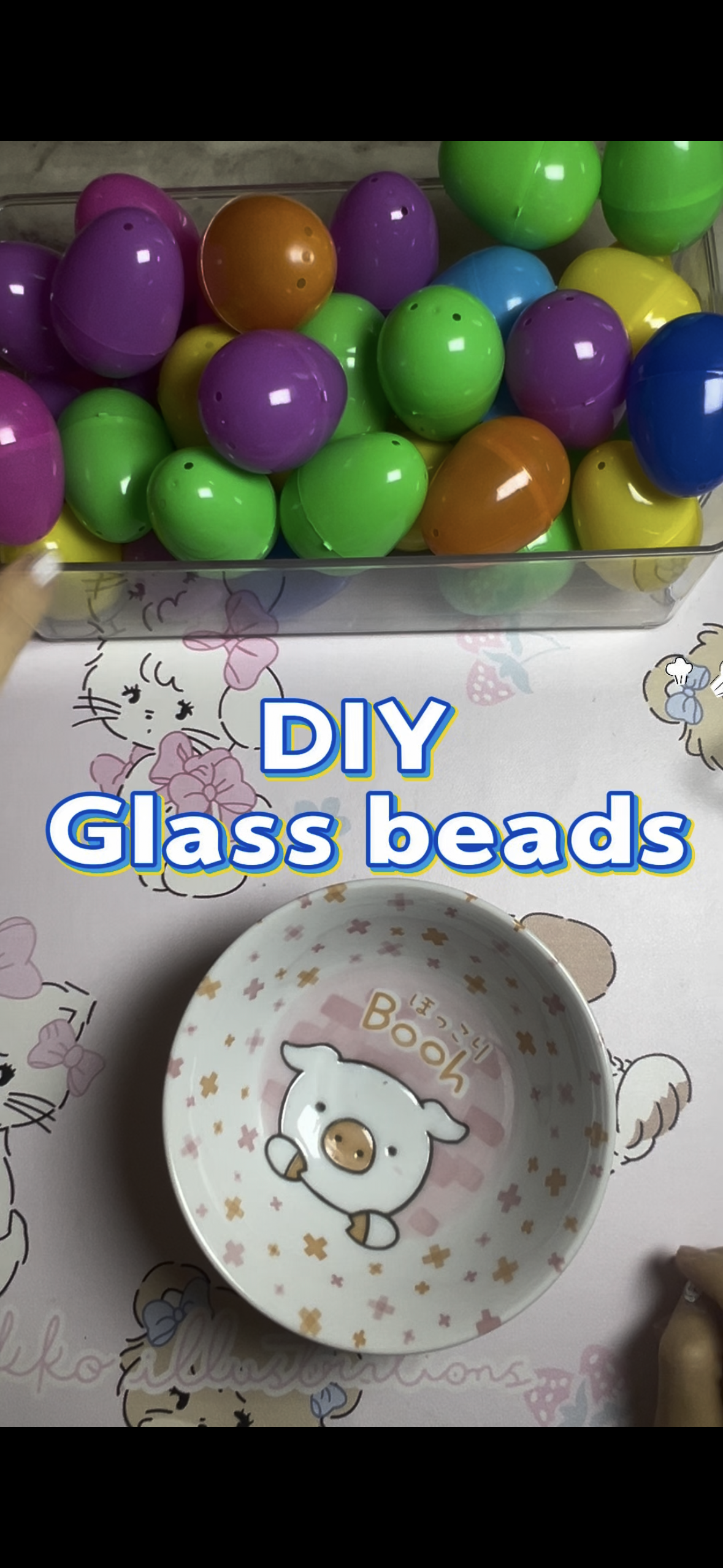 Glass beads lucky Egg