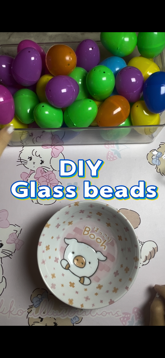 Glass beads lucky Egg